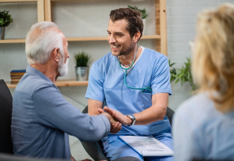 Doctor Discussing Diverticulitis Treatment Options with a Patient in Atlanta, GA